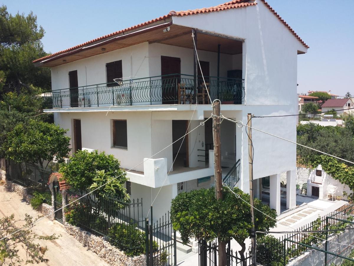 فيلا أرتيميدافي Smile House Near Athens Airport 300M From The Sea المظهر الخارجي الصورة