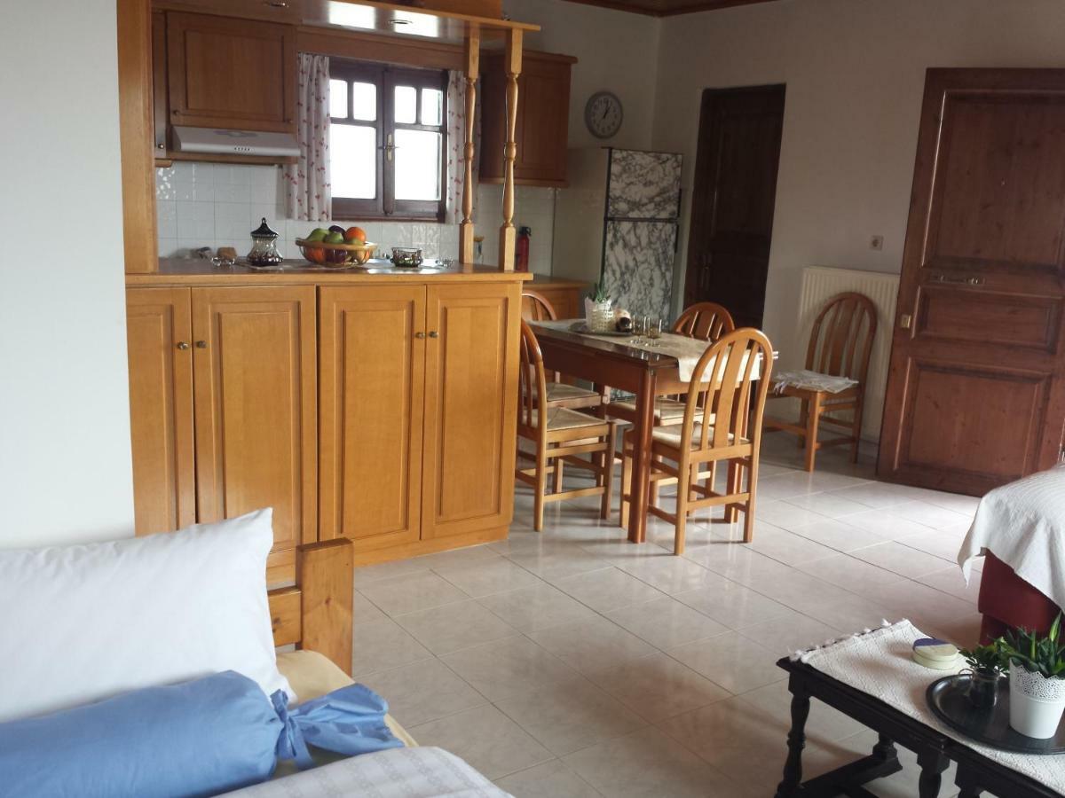 فيلا أرتيميدافي Smile House Near Athens Airport 300M From The Sea المظهر الخارجي الصورة